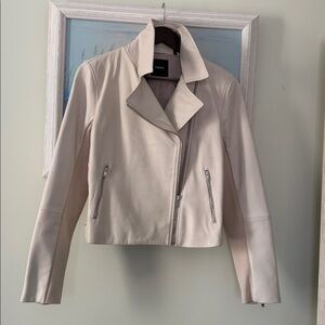 Theory Leather Stylish Cream  moto jacket women size L (fit Smaller)